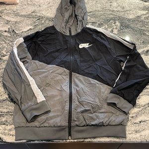 Youth Large Nike windbreaker
